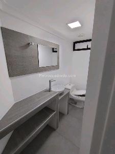 Apartamento de 3 alcobas en venta en El Poblado, Medellín, 210 m² · foto 10 de 20