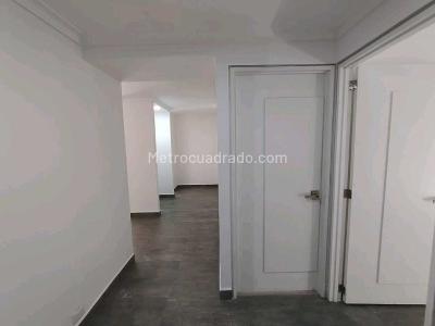 Apartamento de 3 alcobas en venta en El Poblado, Medellín, 210 m² · foto 13 de 20