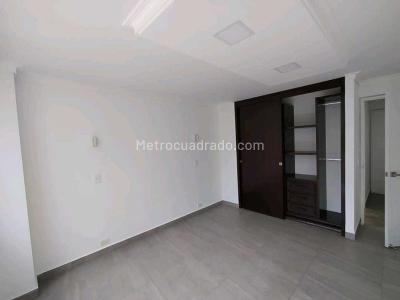 Apartamento de 3 alcobas en venta en El Poblado, Medellín, 210 m² · foto 15 de 20