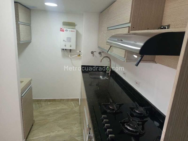 2BR Apartment for Rent in Robledo Peninsula with Balcony - 2