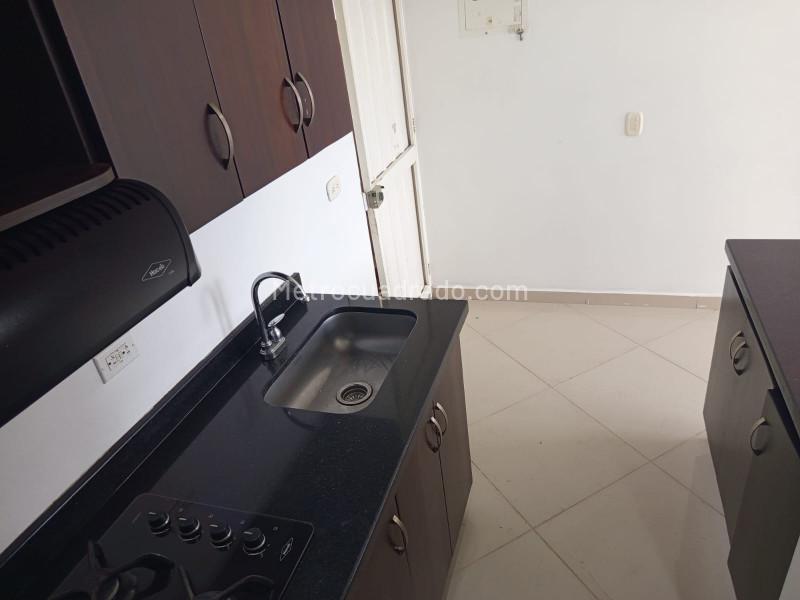 Charming 2BR Apartment in Robledo - 2