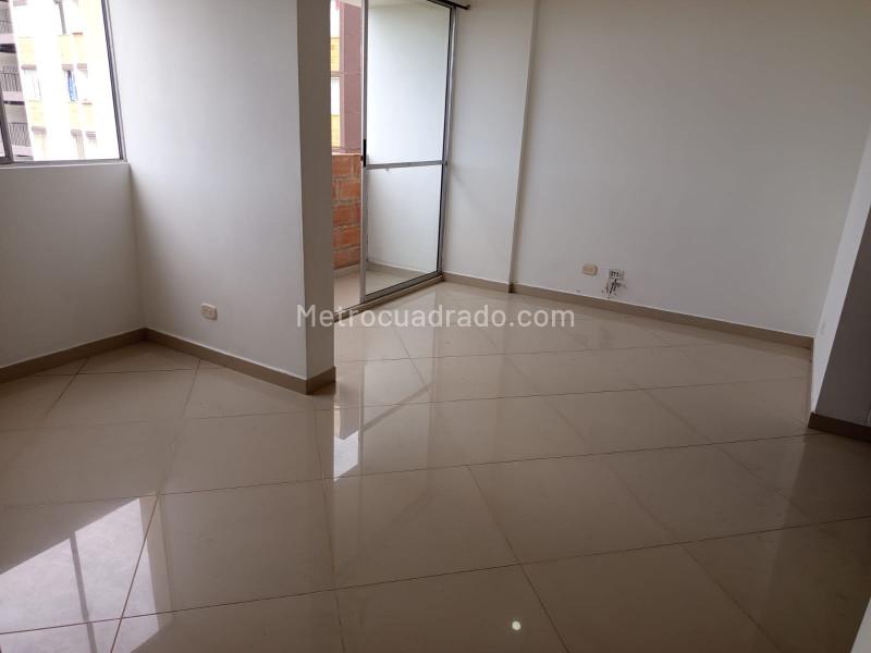 Charming 2BR Apartment in Robledo - 6