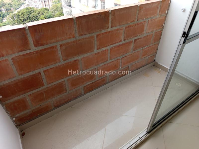 Charming 2BR Apartment in Robledo - 7