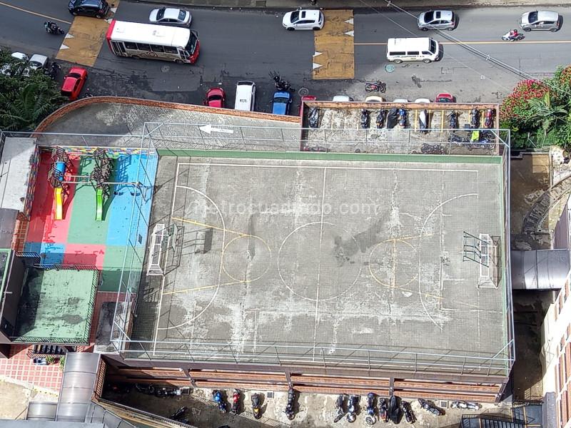 Charming 2BR Apartment in Robledo - 8