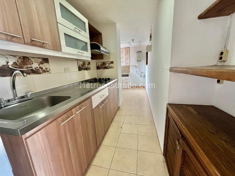 Spacious 3BR Apartment in Belen Loma De Los Bernal - 5