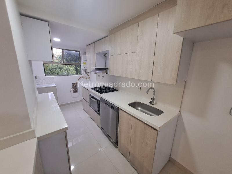 3BR Apartment in Loma Del Escobero (117 m²) - 4