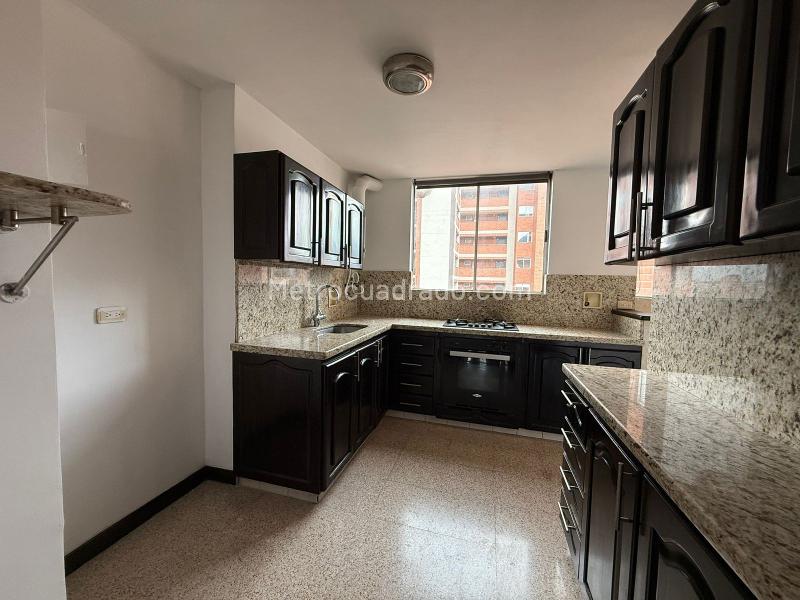 Espectacular Apartamento de 3 Alcobas en Conquistadores - 6
