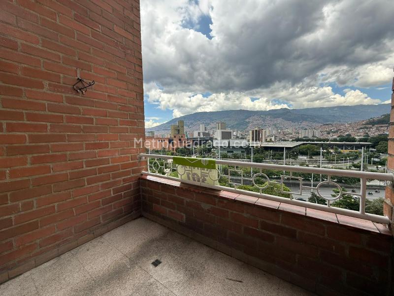 Espectacular Apartamento de 3 Alcobas en Conquistadores - 7