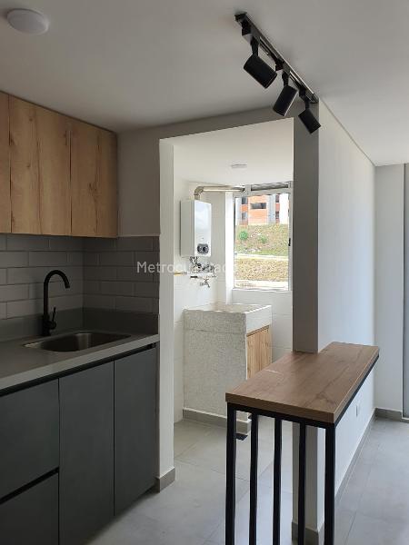 Modern 2BR Apartment with Balcony in Fontibón (Rionegro) - 4