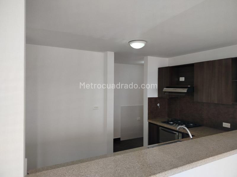 Apartamento en Arriendo, Loma Del Esmeraldal, Envigado - 2