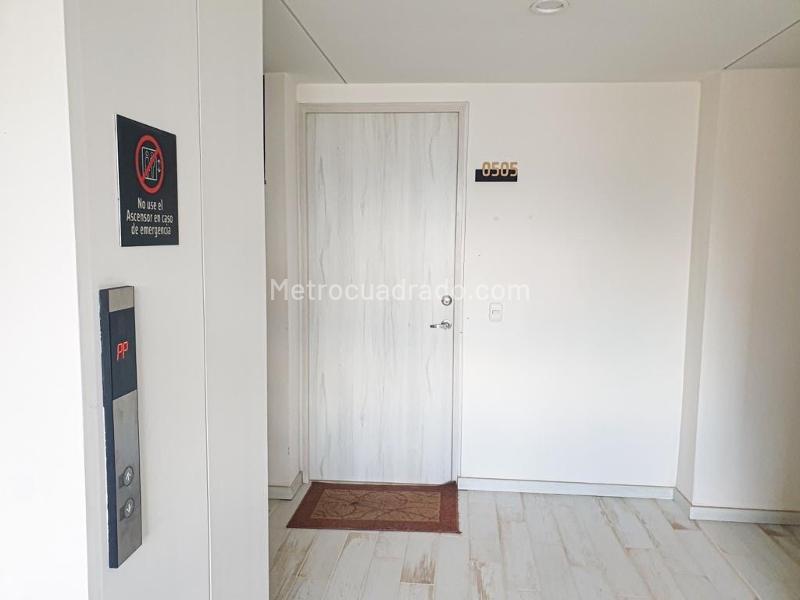 Stylish 2BR Apartment with Great Views in Castropol - 4