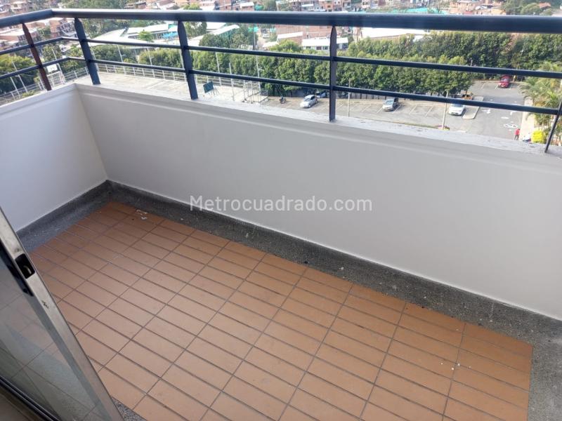 Charming 2BR Apartment in Belen Loma De Los Bernal - 5