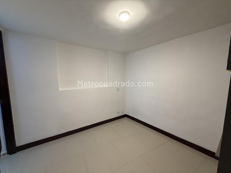 Apartamento tipo casa de 2 Alcobas en Loma de los Parra - 6
