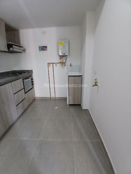 Apartamento en Las Lunas, Robledo, con Parqueadero - 3