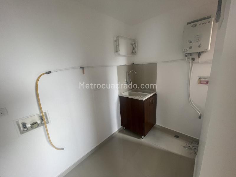 1BR Apartment with Great View in Los Balsos - 6