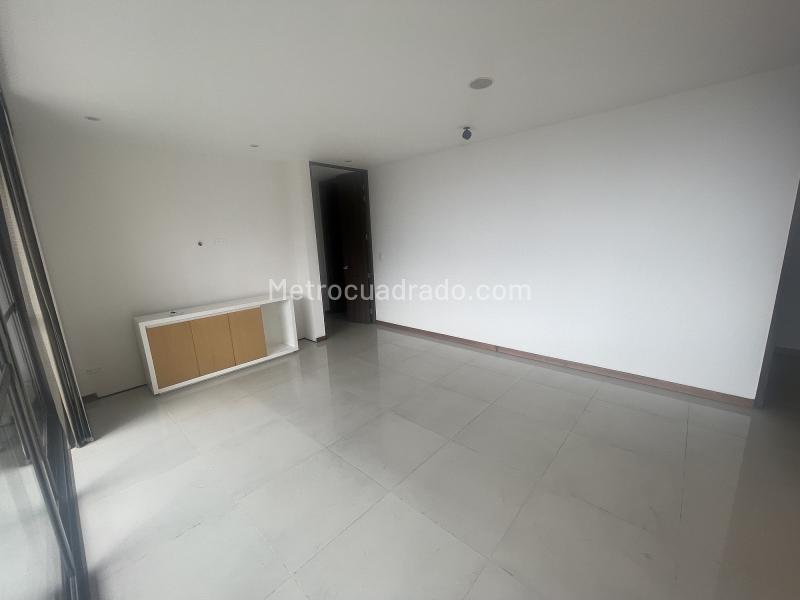 1BR Apartment with Great View in Los Balsos - 9