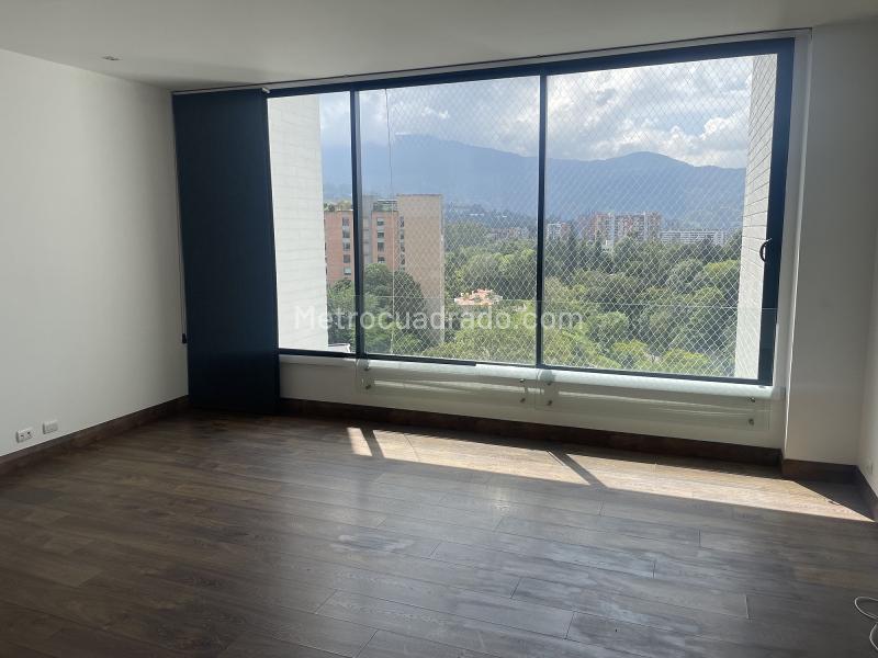 Apartamento de Lujo de 1 Alcoba en San Lucas - 2