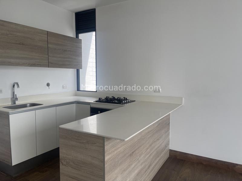 Apartamento de Lujo de 1 Alcoba en San Lucas - 4