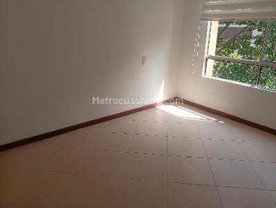 Apartamento de 2 alcobas en arriendo en Castropol, Medellín, 65 m² · foto 12 de 14