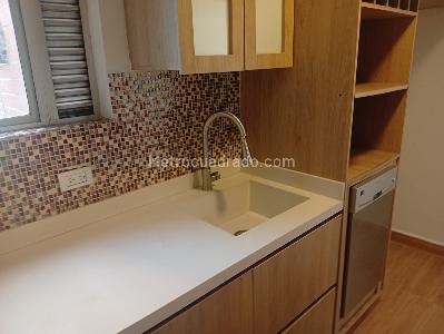 Apartamento de 2 alcobas en arriendo en Castropol, Medellín, 65 m² · foto 1 de 14
