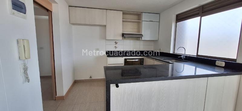 3BR Apartment with Pool and Tennis Court in Belen Loma De Los Bernal