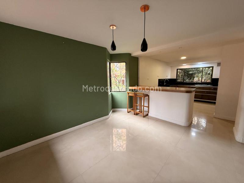 Apartamento Estiloso de 3 Alcobas en El Poblado - 9