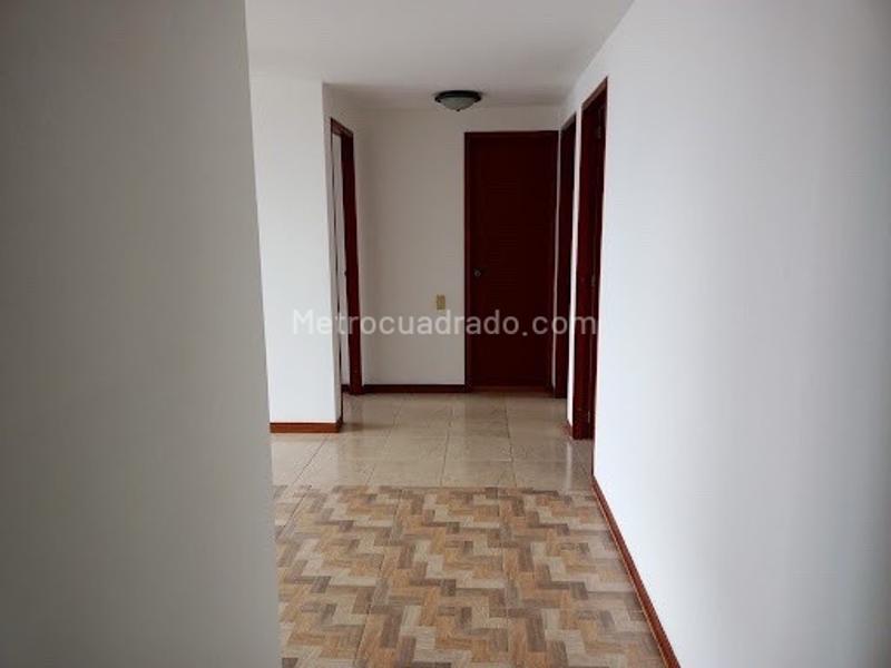 3BR Apartment for Rent in Belen La Mota - 3