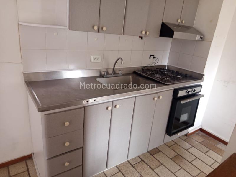 2BR Apartment with Balcony in Belún Loma de los Bernal, Medellín