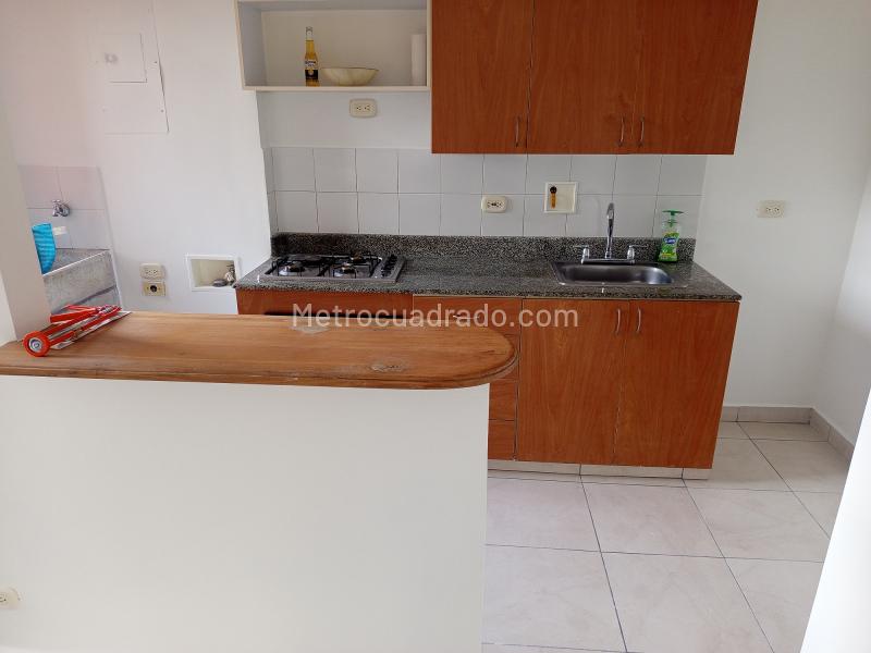3BR Apartment with Balcony in Belen Loma de los Bernal