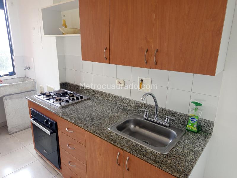 3BR Apartment with Balcony in Belen Loma de los Bernal - 3