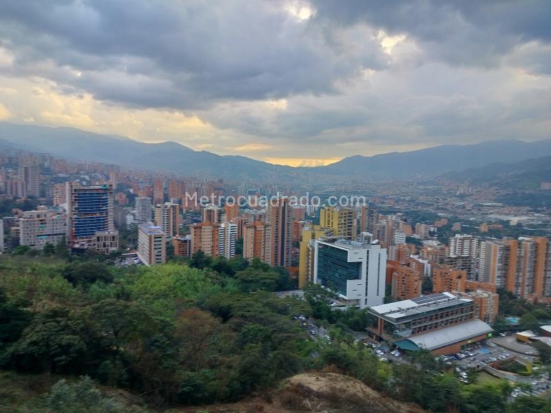 Apartamento en Arriendo, Las Palmas, Medellín - 2