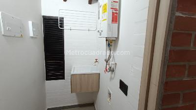 Apartaestudio en arriendo en Calasanz, Medellín, 55 m² · foto 3 de 8