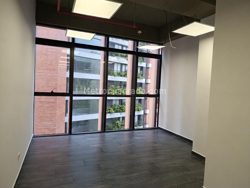 Oficina en Arriendo, Las Palmas, Medellín - Vista 3
