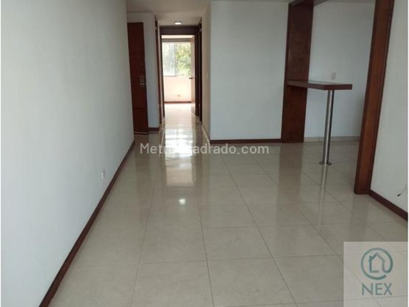 Apartamento con Encanto de 3 Alcobas en Rodeo Alto - 4
