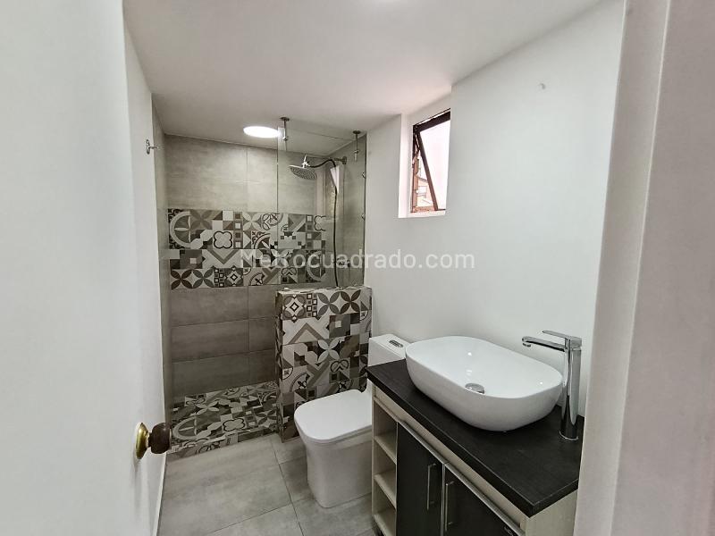 Apartamento Dúplex de 3 Alcobas en Manila, El Poblado - 6