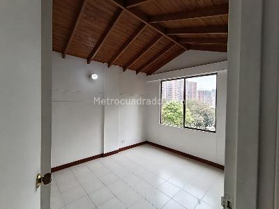 Apartamento de 3 alcobas en arriendo en El Poblado, Medellín, 135 m² · foto 10 de 14
