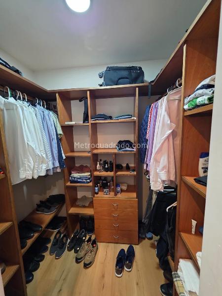 Estudio Amoblado con Excelente Vista en El Poblado - 5