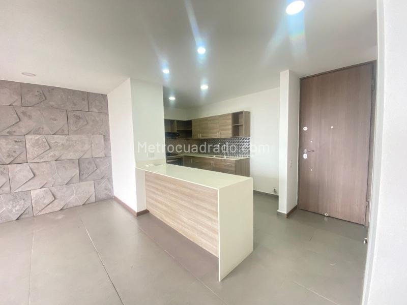 3BR Apartment in Loma Del Escobero (110 m²) - 2