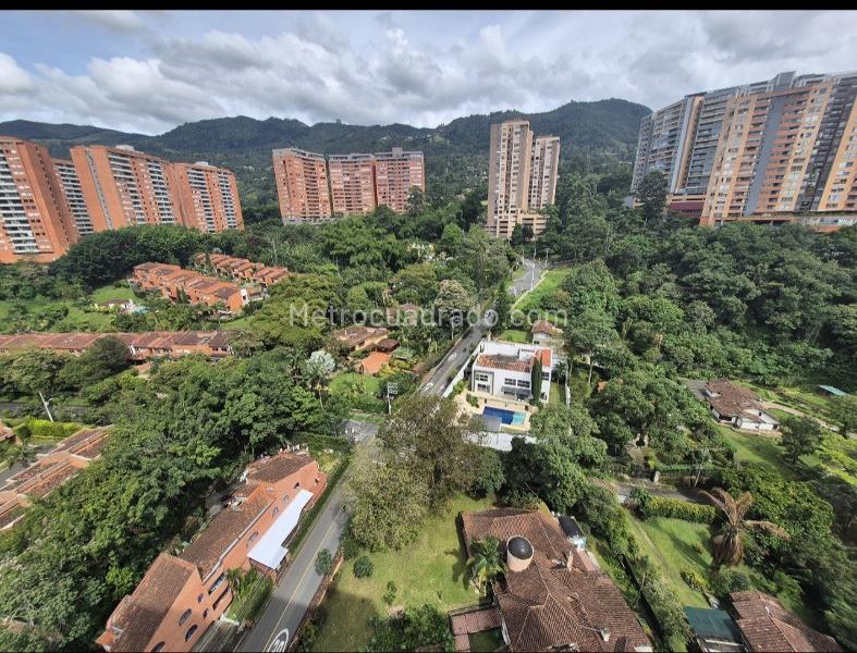 Piso – Envigado, Valle de Aburrá - Vista 2