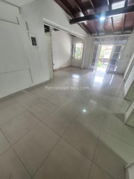 Spacious 5BR House for Rent in Belen Rosales - 7