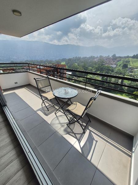 Apartamento de 2 Alcobas con Balcón y Excelente Acceso en Rodeo Alto