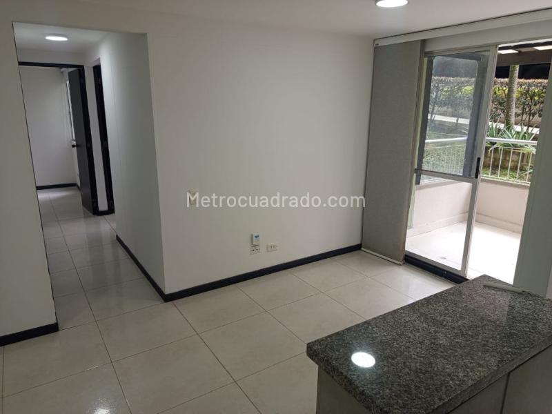 Apartamento en Renta de 3 Alcobas en Rodeo Alto, Medellín - 6