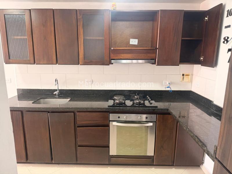 Apartamento en Arriendo, Cañaveralejo, Sabaneta - Widok 2
