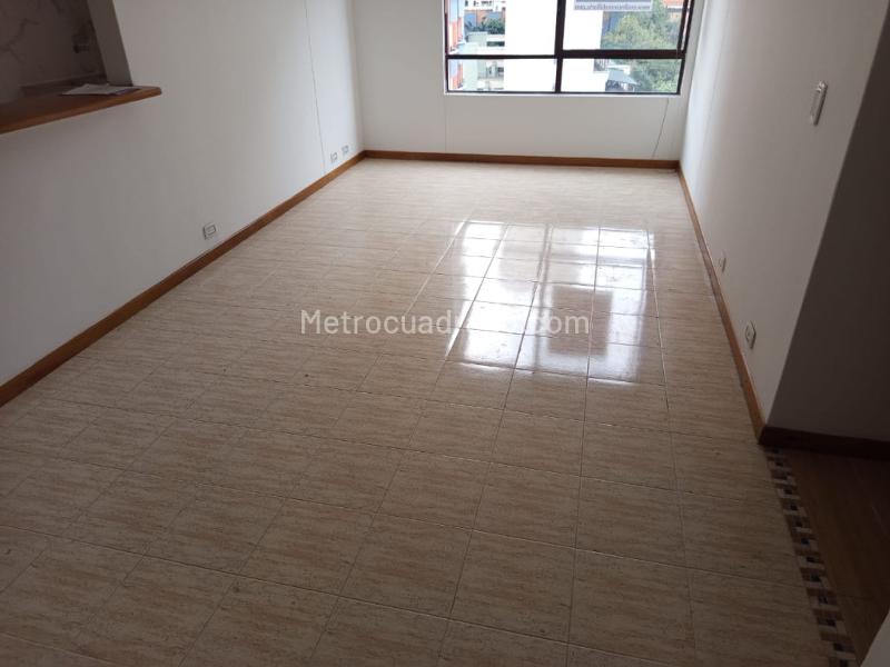 Apartamento Elegante de 2 Alcobas con Piscina en Belén Loma de los Bernal - 6