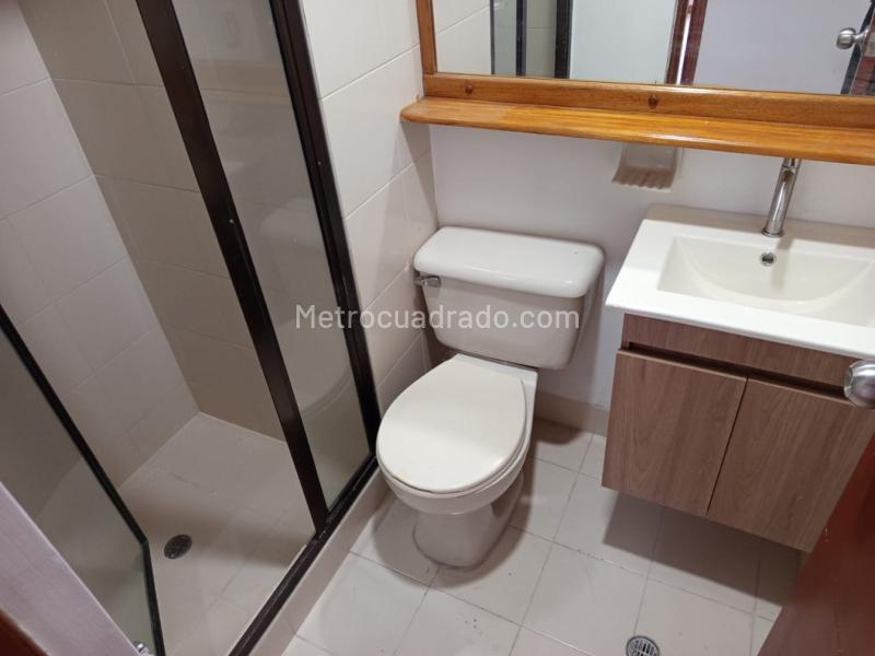 Apartamento Elegante de 2 Alcobas con Piscina en Belén Loma de los Bernal - 8