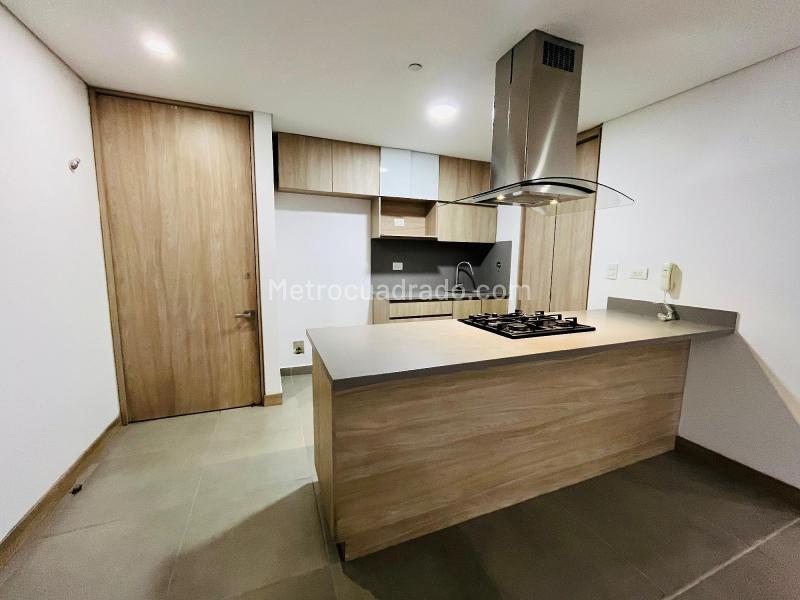 Apartamento en Arriendo, Loma El Chocho, Envigado - 2