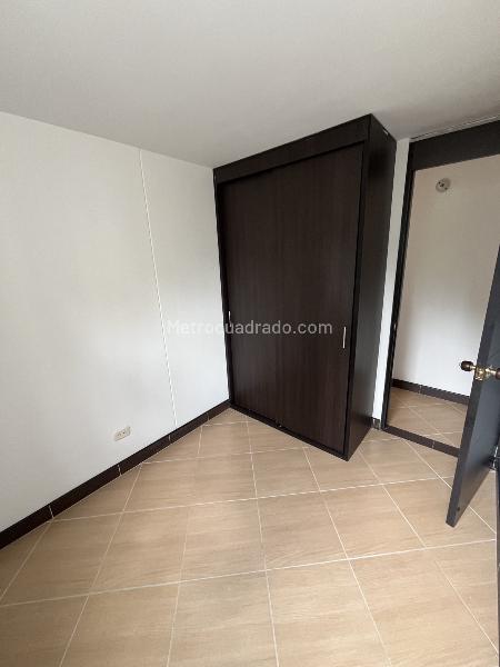 Apartamento de 3 Alcobas con Seguridad 24/7 en Belén - 5