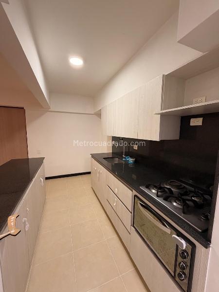 3BR Apartment for Rent in Sabaneta (Asdesillas) - 3