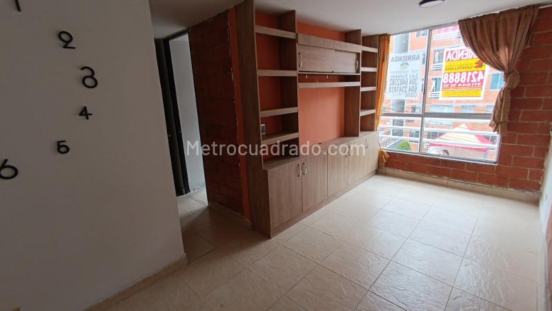 2BR Apartment for Rent in Robledo (60 m², Gas Water Heater)