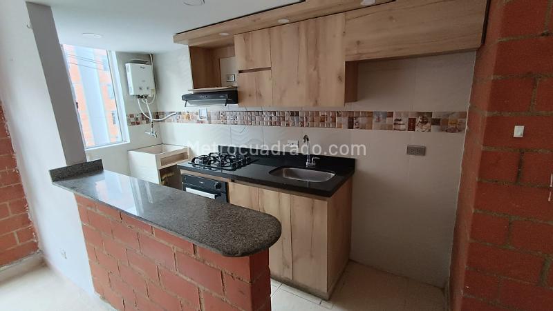 Apartamento de 2 Alcobas en Robledo (60 m², Calentador a Gas) - 3